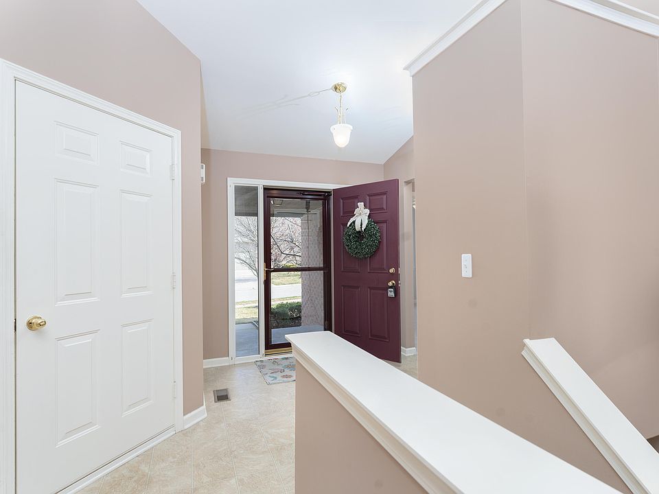 1st image of 629 Bristol Dr