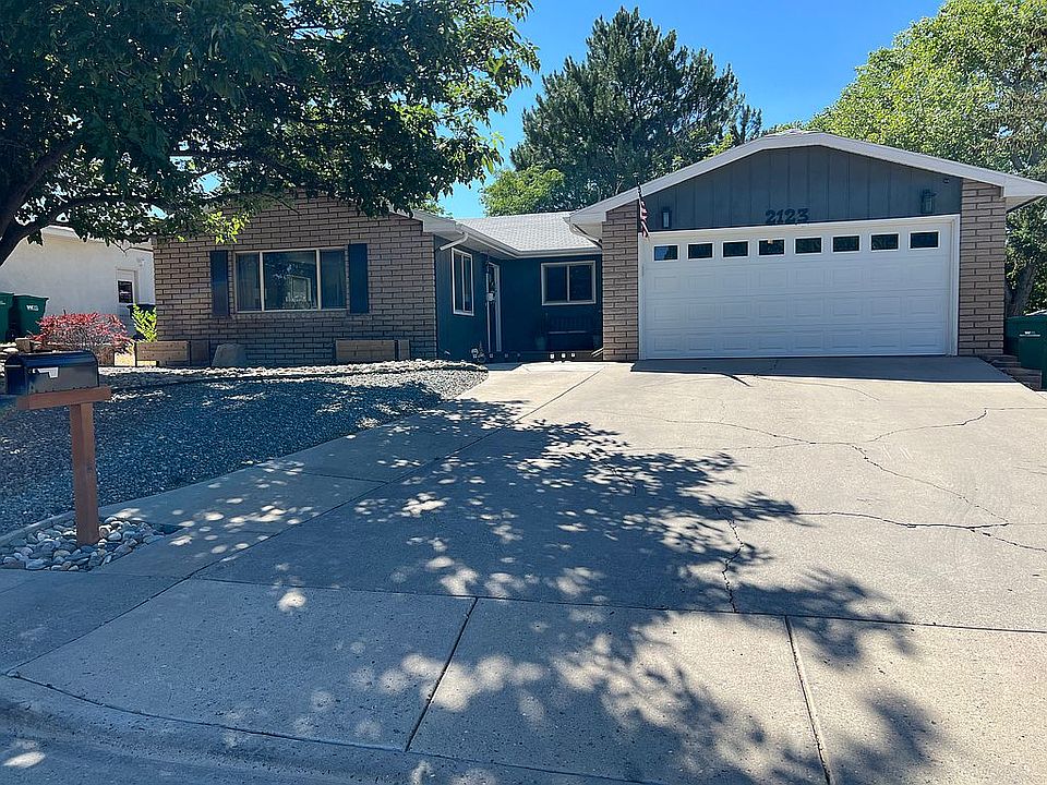 1st image of 2123 Municipal Dr