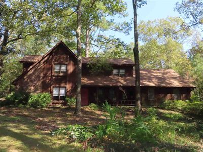 606 S Springlake Cir, Terry, MS, 39170