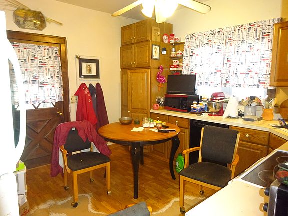 3rd image of 5412 W Berenice Ave