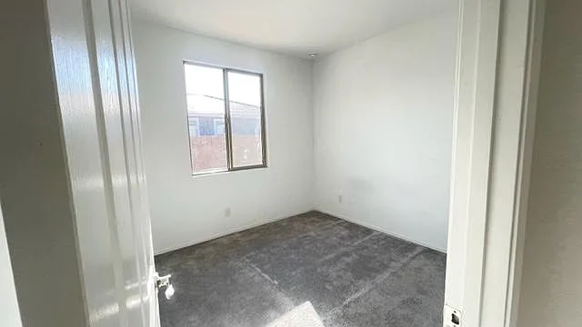 1224 E Jahns Dr — Photo 10