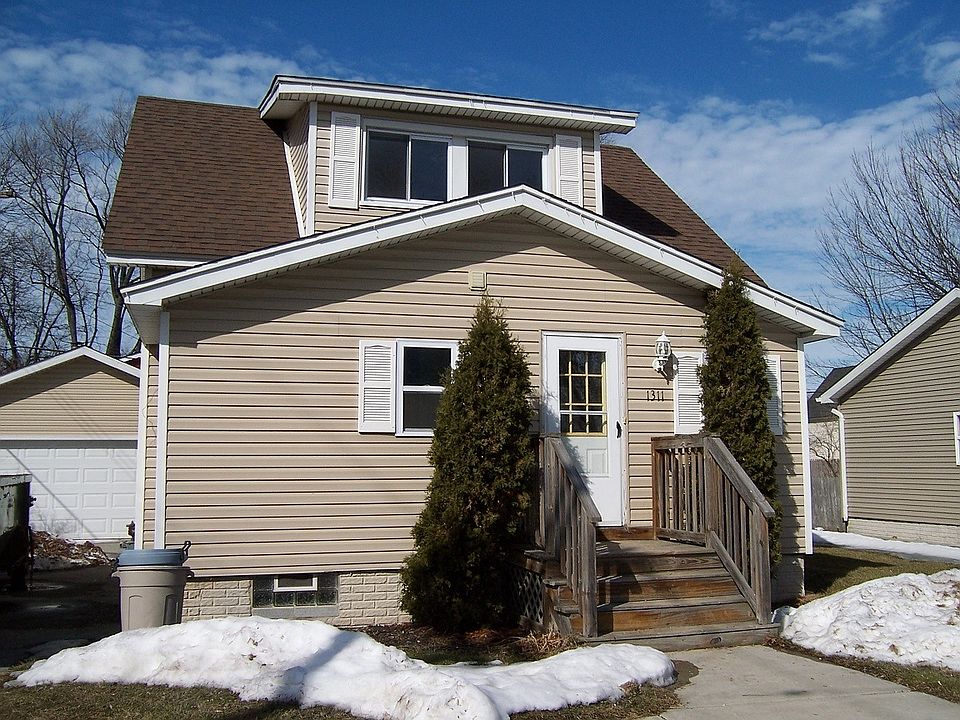 1st image of 1311 Russell Ct
