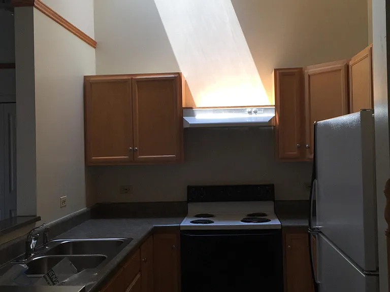 115 S Benton St #C — Photo 2