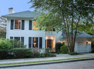 11 Magnolia Dr, Dobbs Ferry, NY 10522