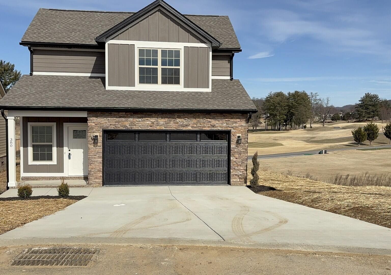380 Monroe Dr