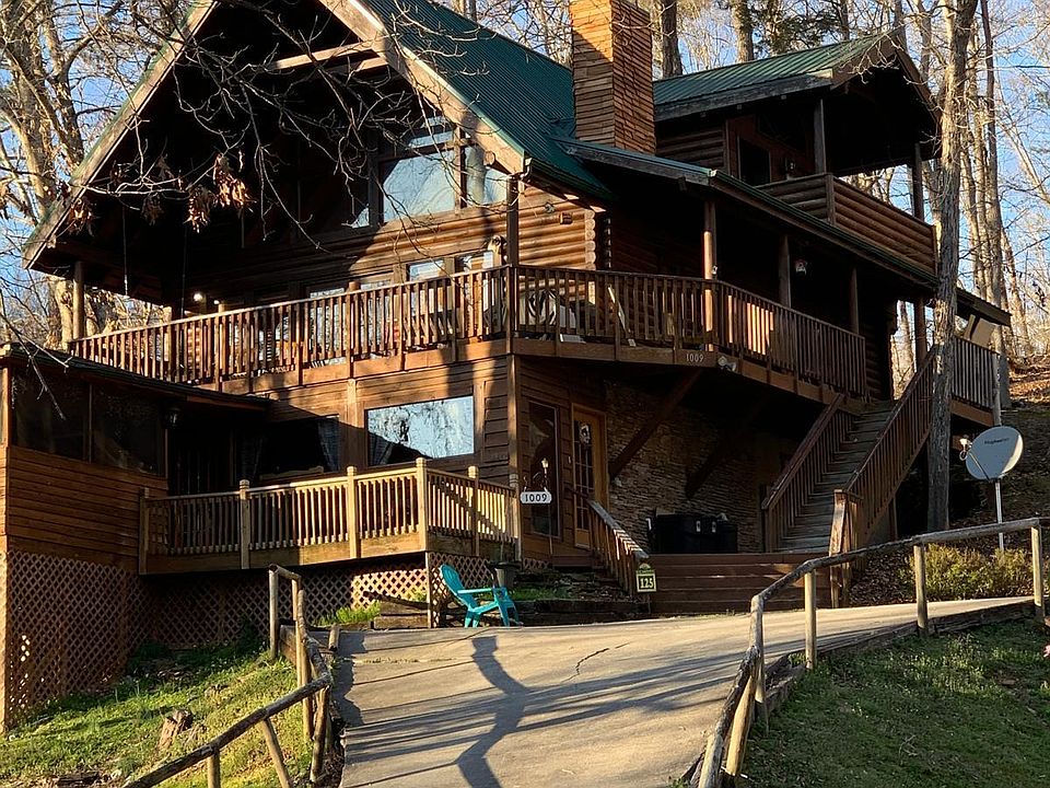 1st image of 1009 Ravens Ford Way