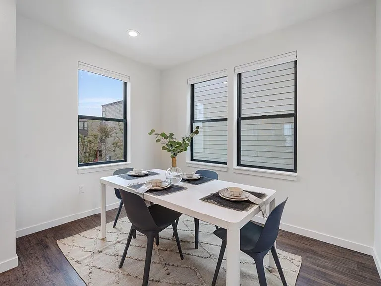 5915 Sunset Ave — Photo 7