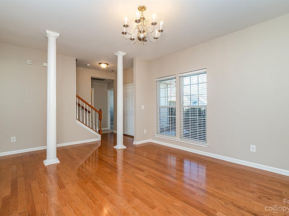 4th image of 2619 Cypress Oak Ln