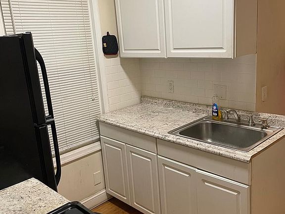 5th image of 2538 Cecil B Moore Ave #1