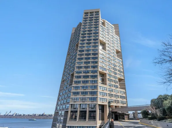 7004 Blvd East image 37 of 39