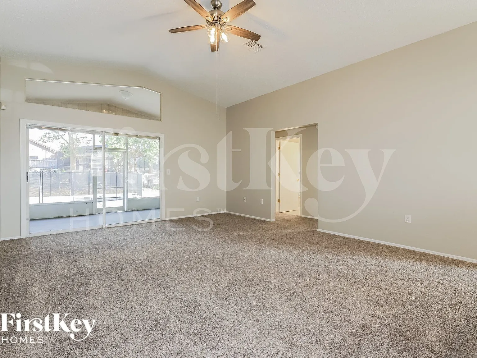 3 bed, 2.0 bath, 1248 sqft, $1,670 — Photo 3