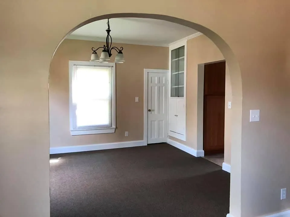 5 bed, 1234 sqft, $5,000 — Photo 4