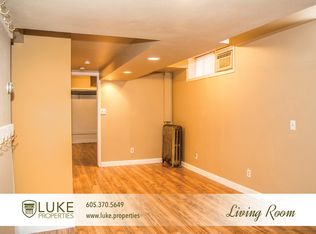 1007 S Center Ave APT 8, Sioux Falls, SD 57105