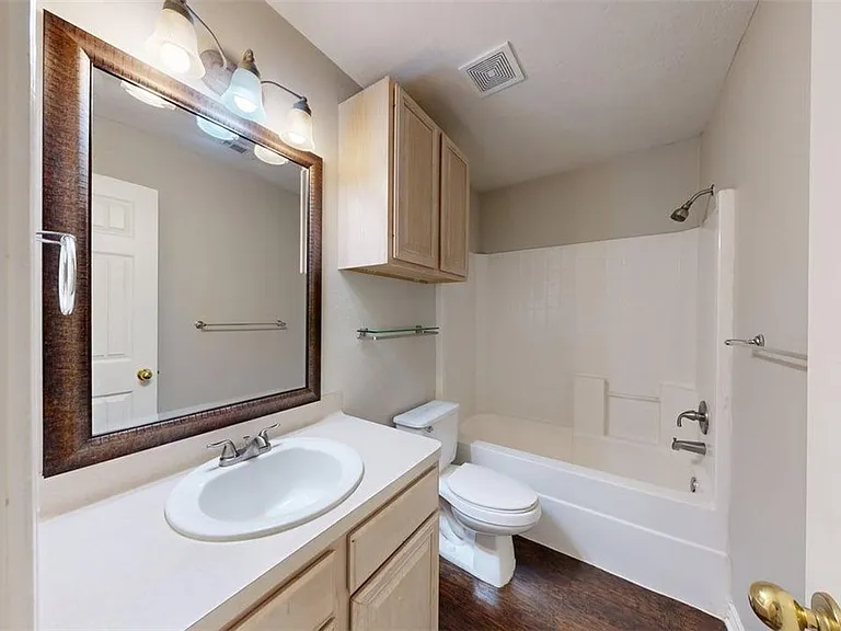 1604 Park Pl — Photo 24