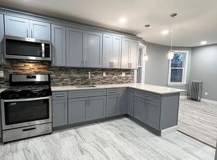 190 Park St FLOOR 2, Ridgefield Park, NJ 07660