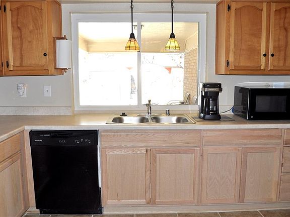 5th image of 15327 Werling Ct