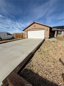 8825 Xavier Ave, California City, CA, 93505