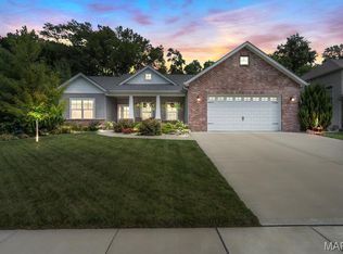 8913 Wheat Dr, Troy, IL 62294