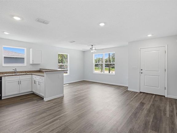 4th image of 3411 Warren Sapp Dr
