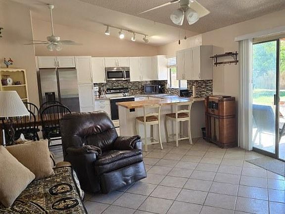 4th image of 6439 E GRANDVIEW Drive