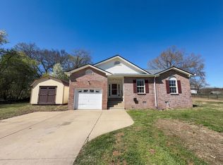 1690 Sparkleberry Dr, Clarksville, TN 37042