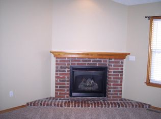 1239 Tyler Ln, Nixa, MO 65714