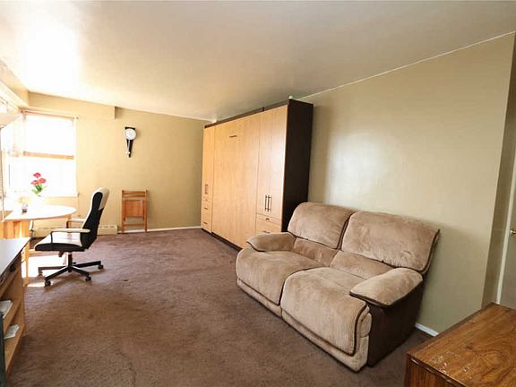 5th image of 17270 Highland Ave APT 9F