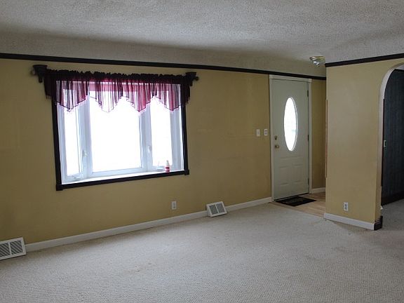 2nd image of 1188 Carman St