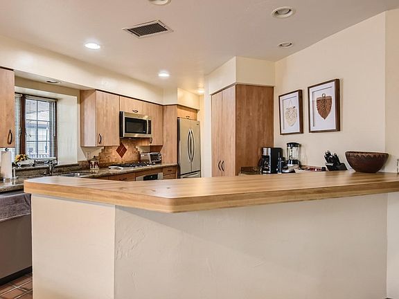 5th image of 8694 Villa La Jolla Dr Unit 1