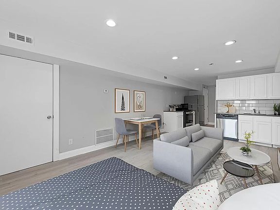 3rd image of 2622-26 S Kingshighway Blvd #2622