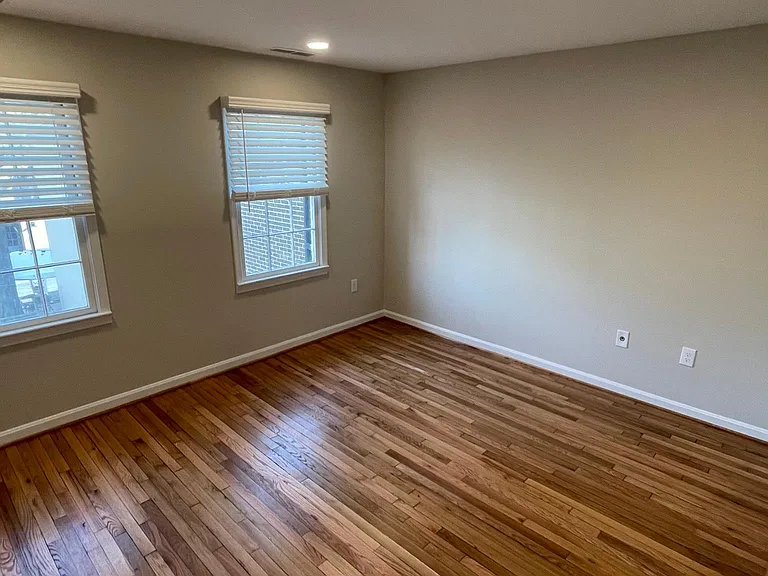 213 S Union St — Photo 17