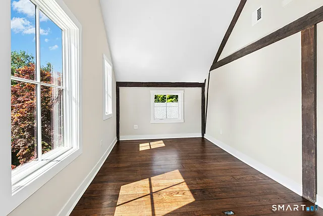 2 bed, 892 sqft, $3,150 — Photo 4