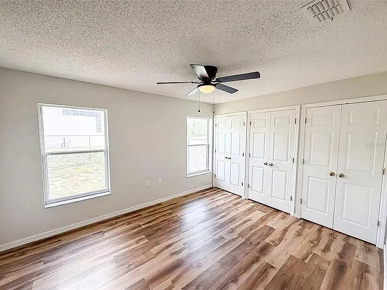 8373 Pinewood Ave — Photo 7