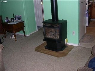 4th image of 3500 NE 52nd St