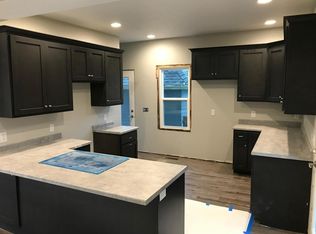 512 Saint Clair St, Manitowoc, WI 54220