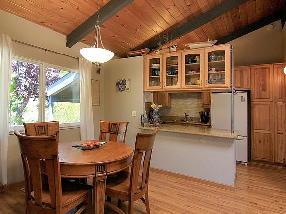 5th image of 292 Anchor Ct