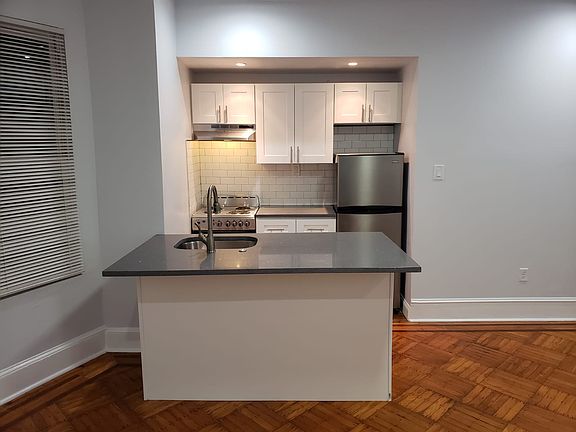 2nd image of 127 N 50th St APT 2