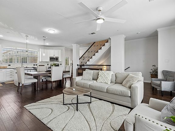 3rd image of 2700 Club Ridge Dr APT 22