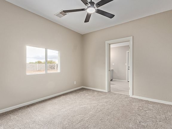 5th image of 310 E Beech Ave