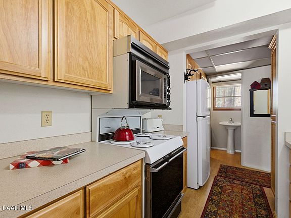 5th image of 4564 S Oakdale Ln