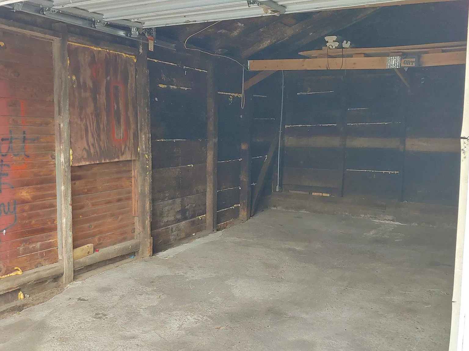 338 N Main St — Photo 4