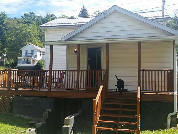 2nd image of 441 Colbert Ave