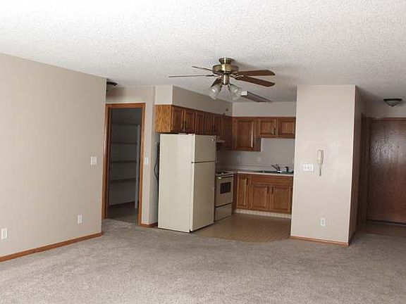 3rd image of 1120 N 12th St APT 18