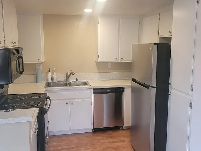 205 Woodland Pkwy #235 — Photo 35