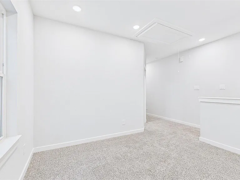 5032 Creekmont Dr — Photo 24