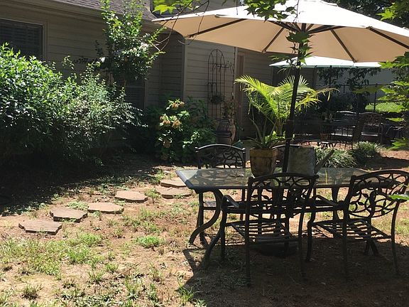 5th image of 3420 Mayberry Landing Dr