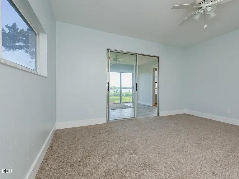 1216 Harbour Point Dr — Photo 17