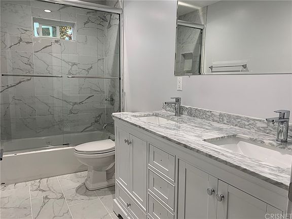 3rd image of 13613 Eldridge Ave