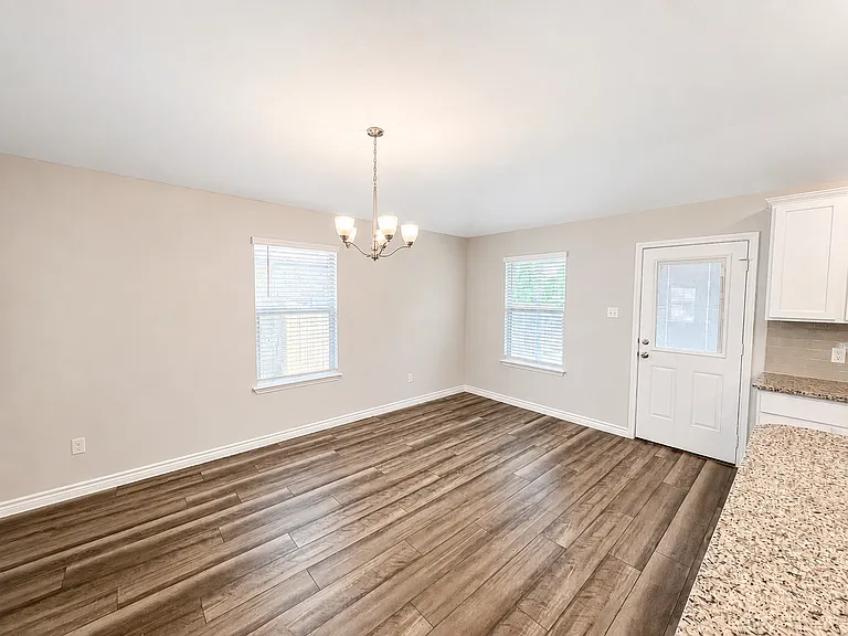 1706 Friesian Loop — Photo 20