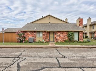 1113 Sequoyah St APT A, Edmond, OK 73003